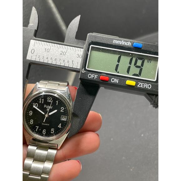 Vintage Pulsar Silver Tone Mens Quartz Watch With Date Y562-6000 Black Dial main image 10